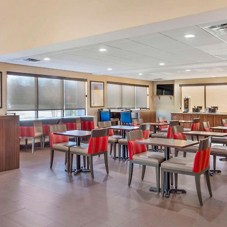 Comfort Suites Wilson - I - 95 Экстерьер фото