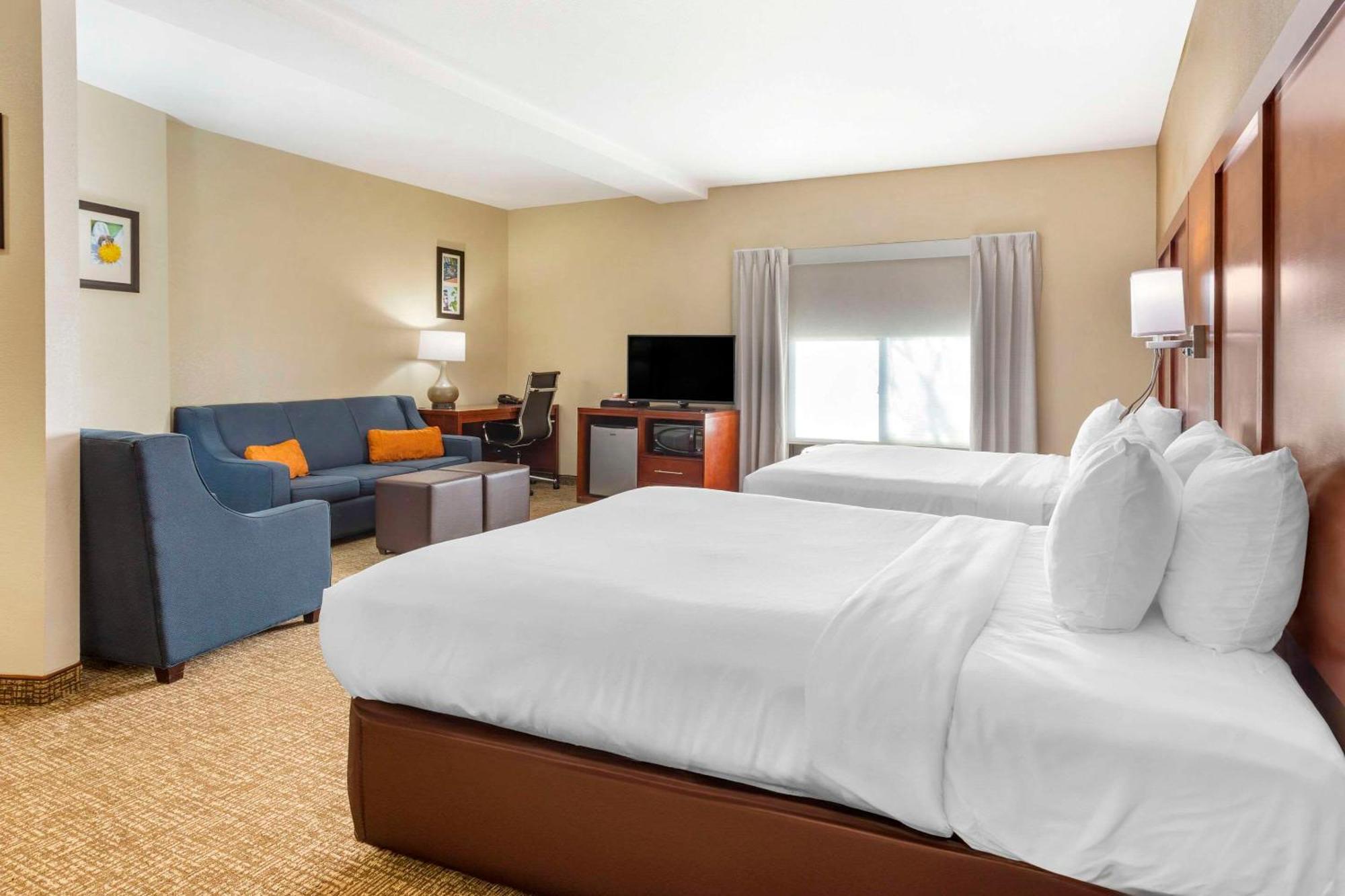 Comfort Suites Wilson - I - 95 Экстерьер фото