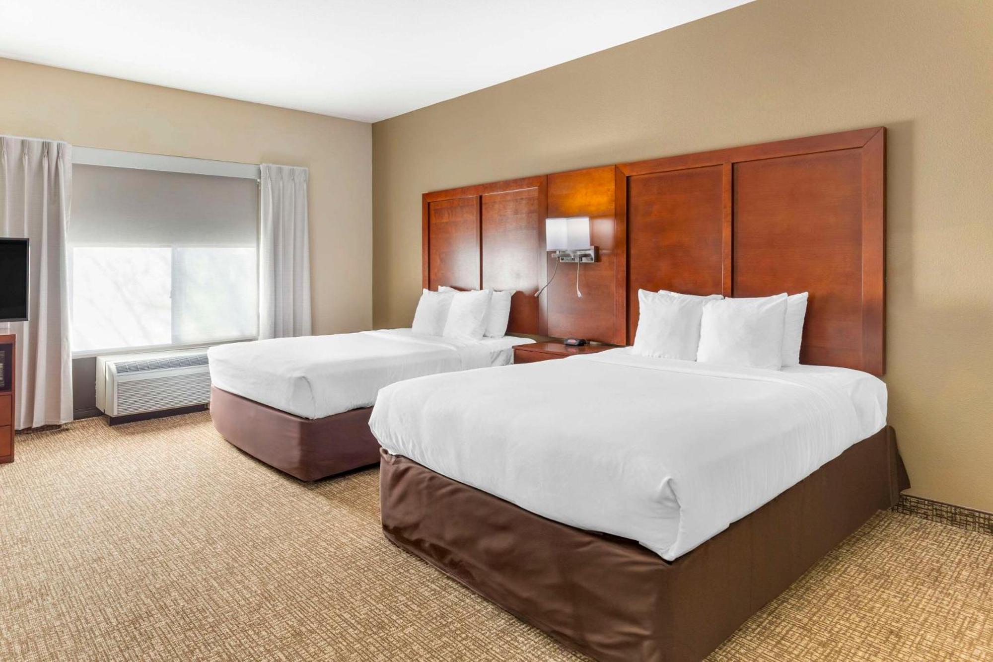 Comfort Suites Wilson - I - 95 Экстерьер фото