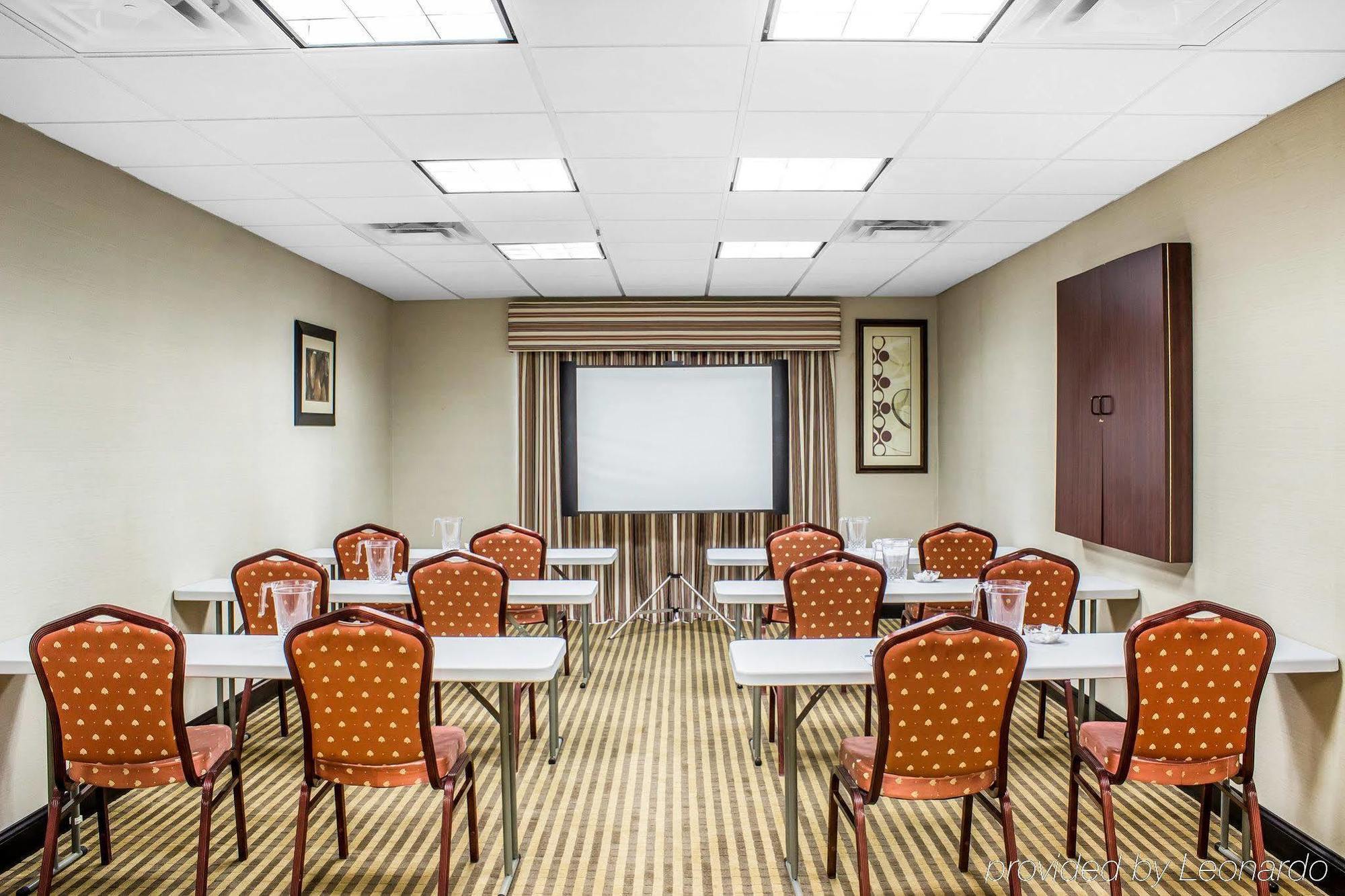 Comfort Suites Wilson - I - 95 Экстерьер фото