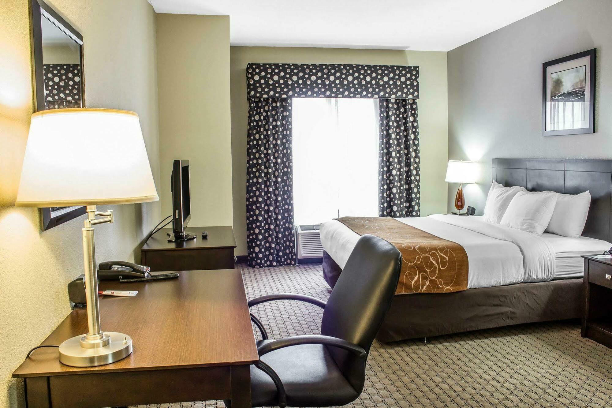 Comfort Suites Wilson - I - 95 Экстерьер фото